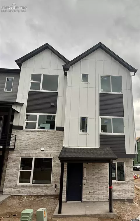 4020 Decender Grv, Colorado Springs, CO 80918