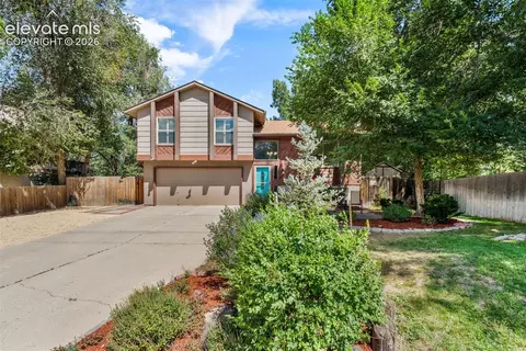 790 Vondelpark Dr, Colorado Springs, CO 80907