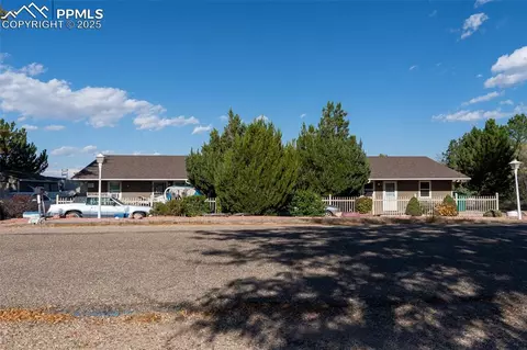 959 S Honeysuckle Dr #961, Pueblo West, CO 81007