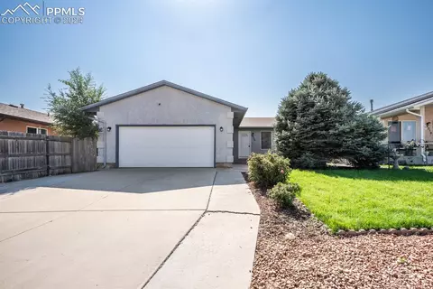 2306 W 18th St, Pueblo, CO 81003
