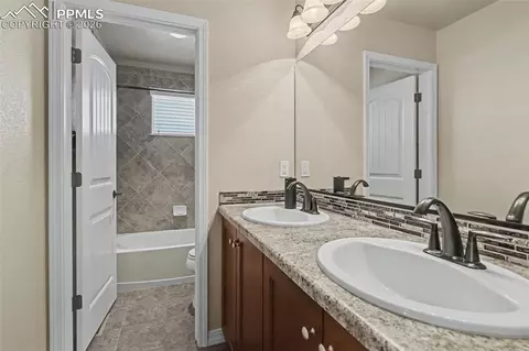 Bath - 12686 Culebra Peak Dr, Peyton, CO 80831 photo 4 of 5