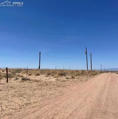 31395 Fred View Rd, Yoder, CO 80864 photo 2