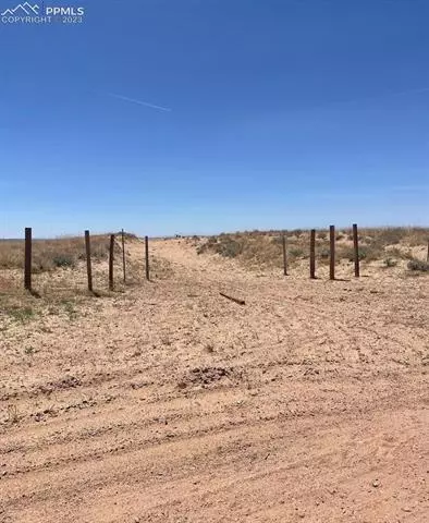 31395 Fred View Rd, Yoder, CO 80864 photo 1
