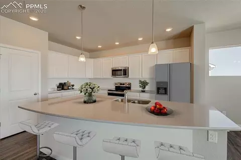 9727 Vistas Park Dr, Peyton, CO 80831 photo 4