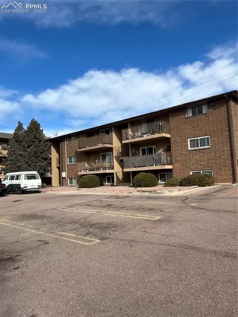 3010 E Bijou St #4A, Colorado Springs, CO 80909