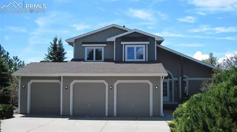 655 Harness Rd, Monument, CO 80132