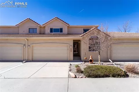 286 Luxury Ln, Colorado Springs, CO 80921