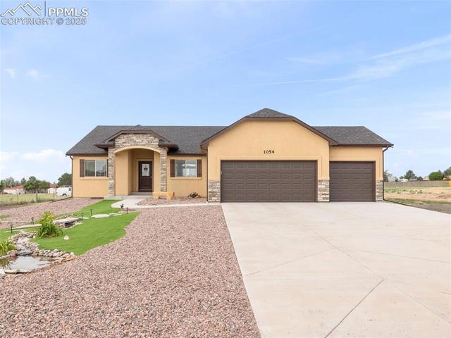 1054 W Meadowmoor Dr, Pueblo West, CO 81007