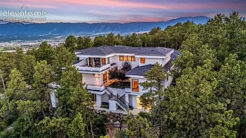 205 Cobblestone Way, Monument, CO 80132