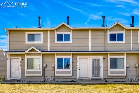 5315 Solar Ridge Dr, Colorado Springs, CO 80917
