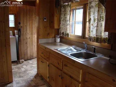4033 Cedar Mountain Rd, Divide, CO 80814 photo 6