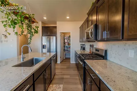 Kitchen - 10406 Devoncove Dr, Peyton, CO 80831 photo 4 of 4