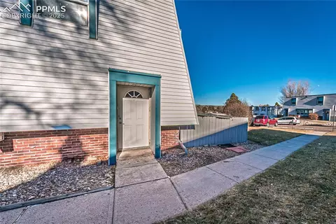2997 E Fountain Blvd, Colorado Springs, CO 80910