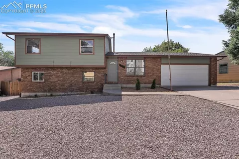 4102 Stanton St, Colorado Springs, CO 80907