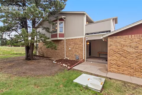 472 W Rockrimmon Blvd #H, Colorado Springs, CO 80919