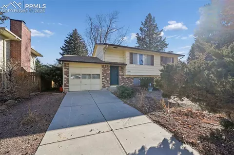 4503 La Cresta Dr, Colorado Springs, CO 80918