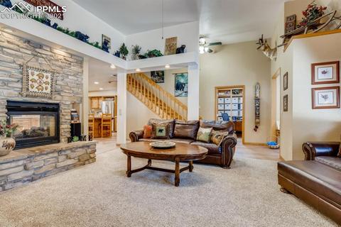480 E Stirrup Trl, Monument, CO 80132 photo 5