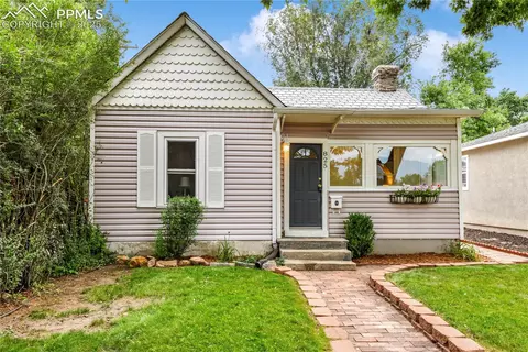 825 Arcadia Pl, Colorado Springs, CO 80903