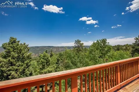 113 Red Cloud Rd, Woodland Park, CO 80863