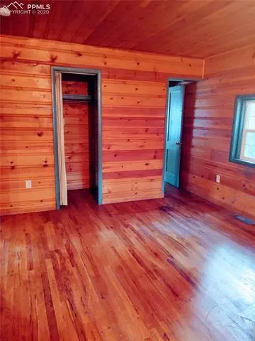 8224 Kinnikinnik Ave, Rye, CO 81069 photo 4