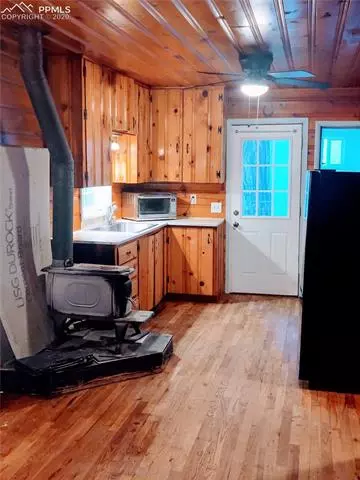 8224 Kinnikinnik Ave, Rye, CO 81069 photo 13