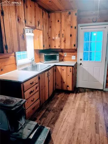 8224 Kinnikinnik Ave, Rye, CO 81069 photo 10