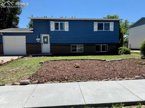 1059 Western Dr, Colorado Springs, CO 80915