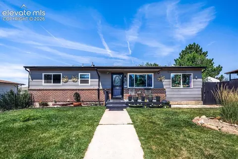 1372 Luna Dr, Fountain, CO 80817