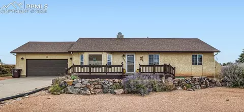 792 N Mcclave Way, Pueblo West, CO 81007
