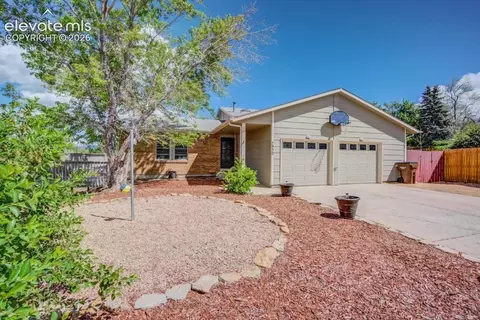 7930 N Legend Ct, Colorado Springs, CO 80920
