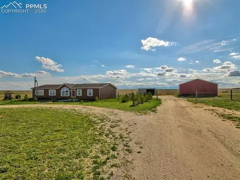 3210 N Harding Dr, Yoder, CO 80864 photo 9