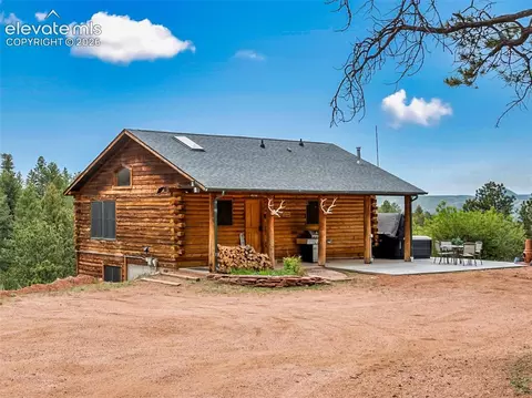 918 Douglas Fir Dr, Woodland Park, CO 80863