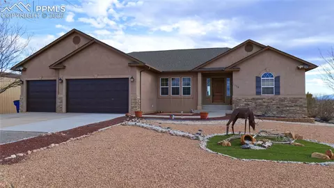 1154 W De La Vista Ct, Pueblo West, CO 81007