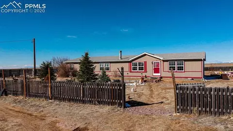 8050 Edison Rd, Yoder, CO 80864 photo 2