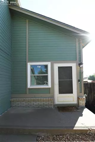 5811 Dutchess Dr, Colorado Springs, CO 80923