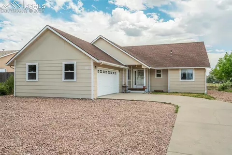 20 W Bonanza Dr, Pueblo, CO 81007