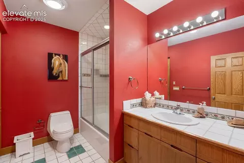 Bath - 348 Jade Rd, Silverthorne, CO 80498 photo 4 of 5