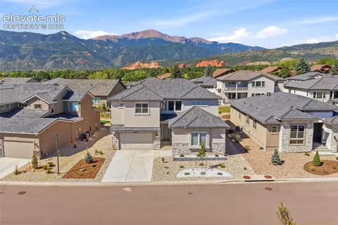 3414 Crest Hollow Vw, Colorado Springs, CO 80904