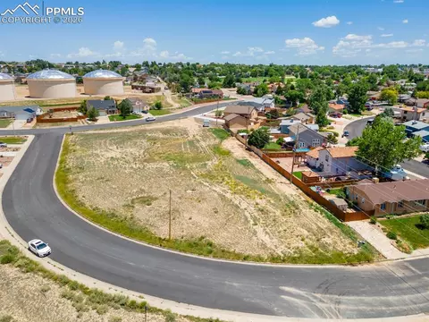 Crestview Drive, Pueblo, CO 81008