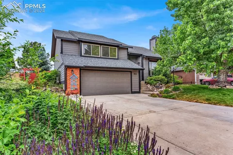 955 Bayfield Dr, Colorado Springs, CO 80906