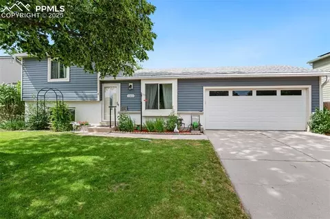 11413 Ellsworth Pl, Aurora, CO 80010