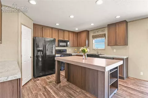 Kitchen - 22280 Jones Rd, Peyton, CO 80831 photo 1 of 4