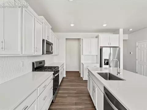 13386 Valley Peak Dr, Peyton, CO 80831 photo 10