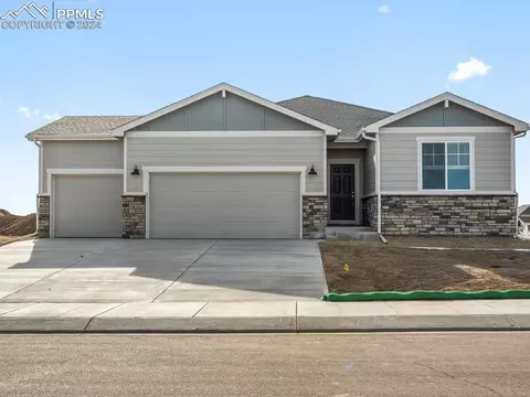 10490 Devoncove Dr, Peyton, CO 80831 photo 1