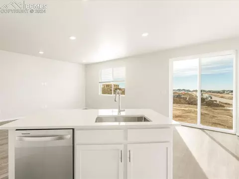10490 Devoncove Dr, Peyton, CO 80831 photo 8