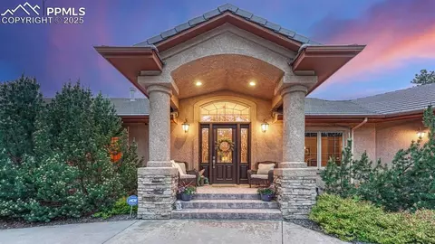 17910 Queensmere Dr, Monument, CO 80132 photo 3