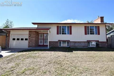 5021 Bradley Cir, Colorado Springs, CO 80911