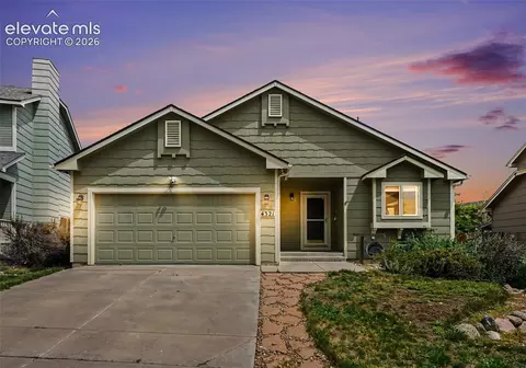 4321 Crow Creek Dr, Colorado Springs, CO 80922
