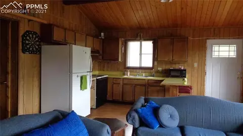 318 Valley Rd, Divide, CO 80814 photo 3