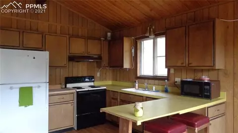 318 Valley Rd, Divide, CO 80814 photo 4